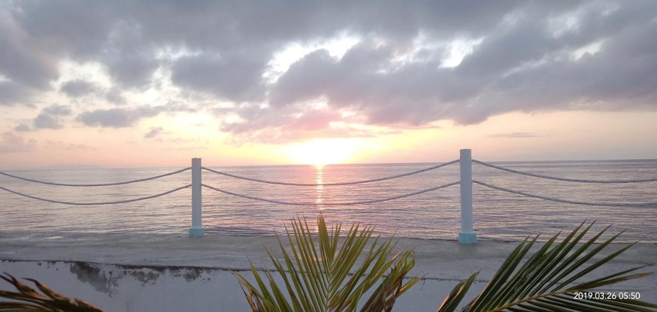 Seascape Beach Resort Oslob Eksteriør bilde